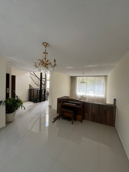 Casa en venta en jardines alcalde