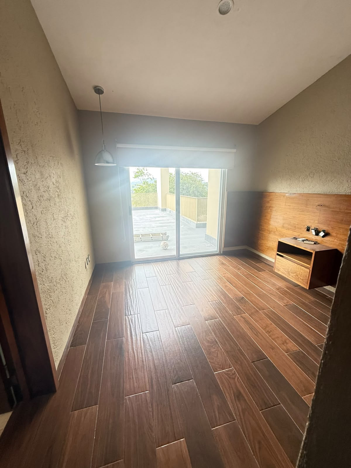 Residencia con alberca en las cañadas