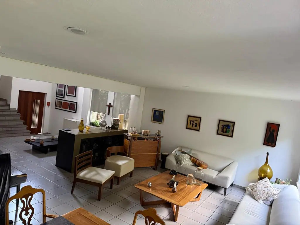 Casa a precio de oportunidad en las cañadas country club