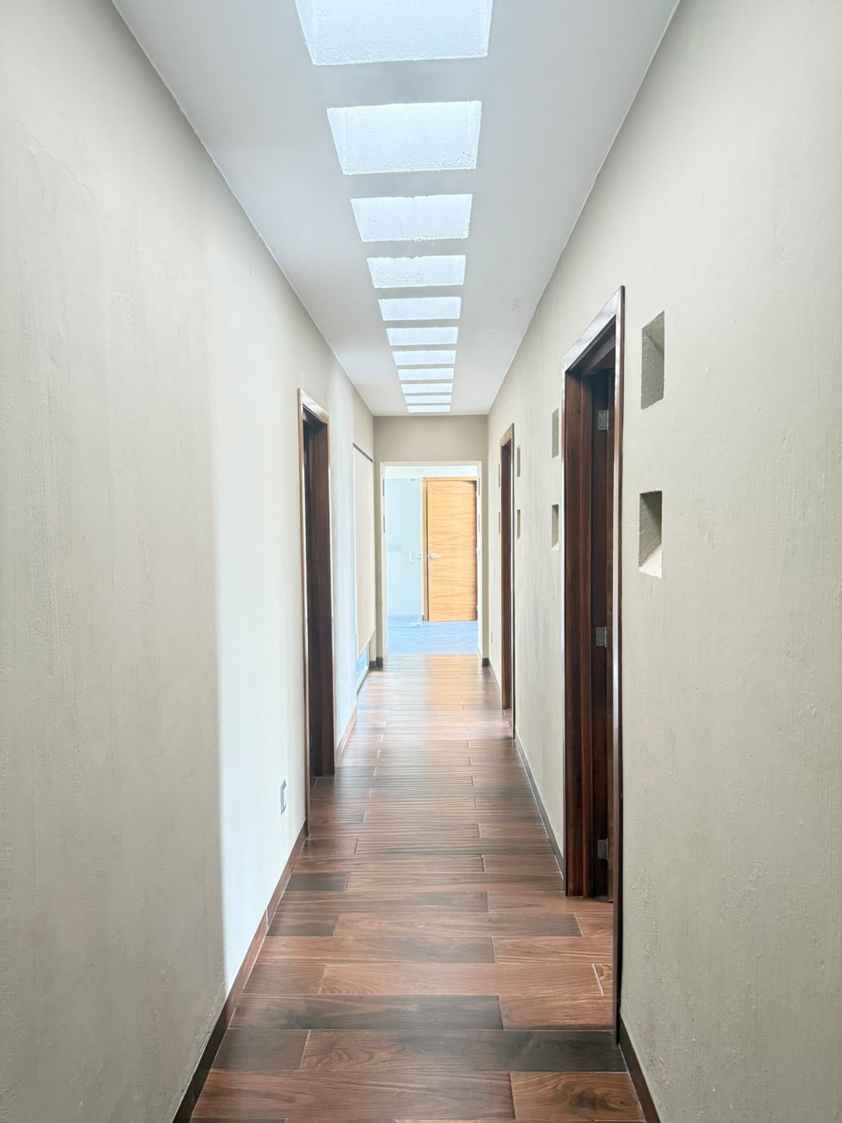 Residencia con alberca en las cañadas